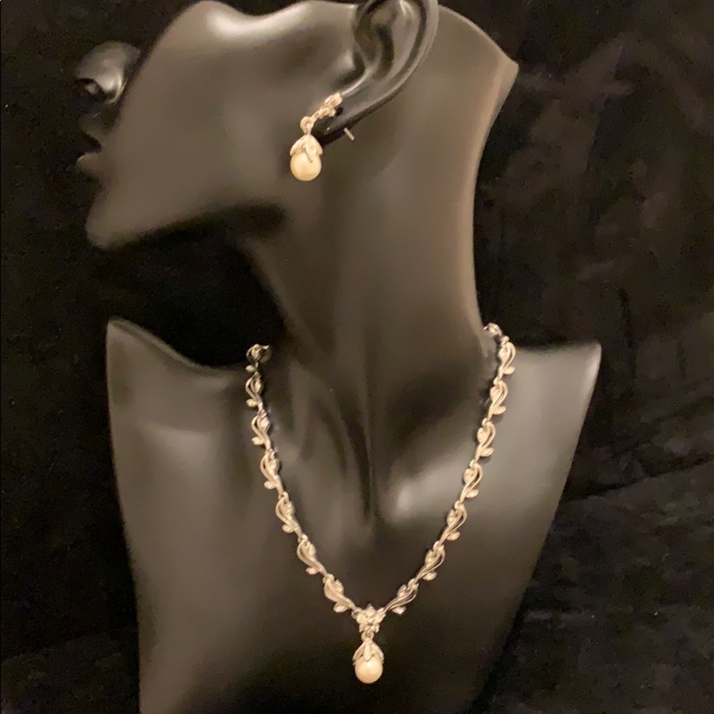Necklace for women’s, high quality custom jewelry